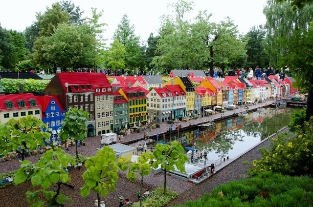 Grown-up Travel Guide Daily Photo: Nyhavn (in Lego), Legoland, Denmark dsc_0765-640x424