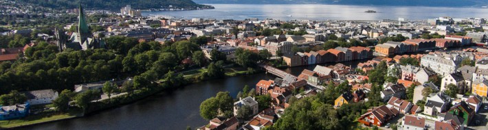 Cruising in Norway? Make the most of your time in port – Trondheim Gamle Bybro fra luftan, Trondheim