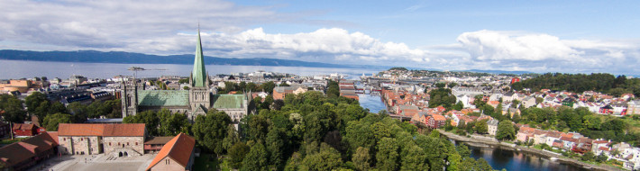 Aerial Video: Nidaros Cathedral, Trondheim, Norway Nidarosdomen air