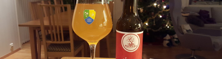 Grown-up Travel Guide Beer Diary: Number 371 Grown-up Travel Guide Beer Diary - Day 371: Jolner Belgian Christmas Wit from Munkebo Mikrobryg of Kerteminde, Denmark
