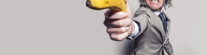 12 sure-fire ways to make Londoners hate you suit-673697_1280